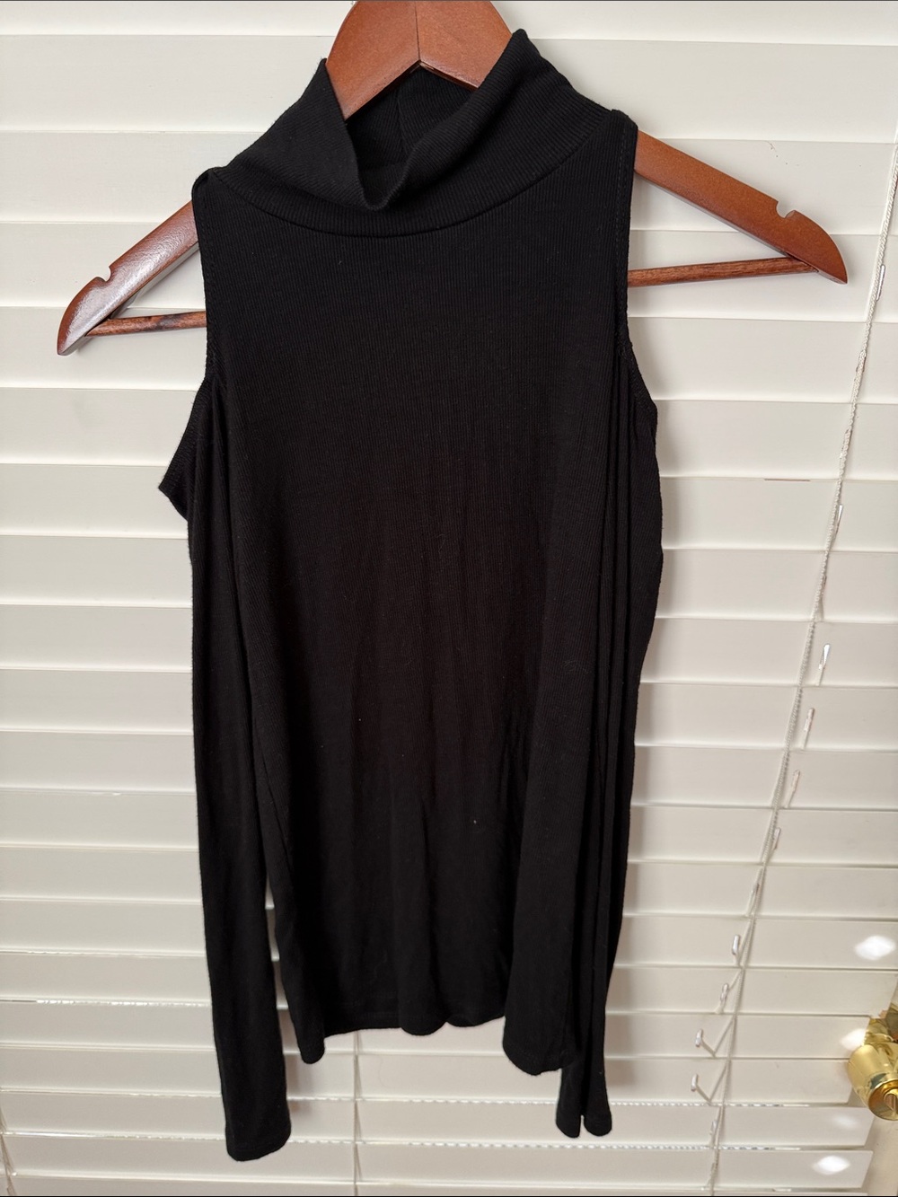 Joe's Jeans Black Long Sleeve Cold-Shoulder Turtleneck Top